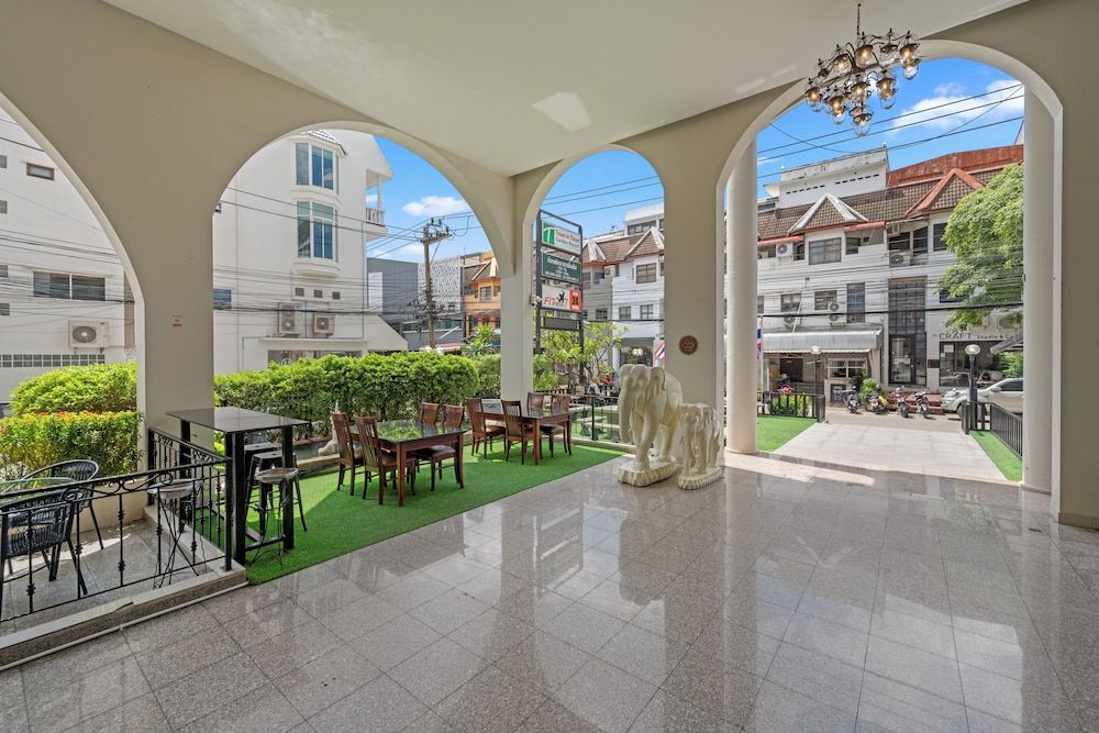 undefined Town In Town Garden Resort 3