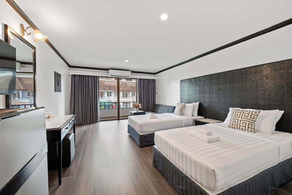 Town In Town Garden Resort