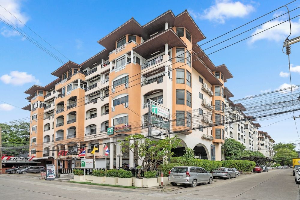 undefined Town In Town Garden Resort