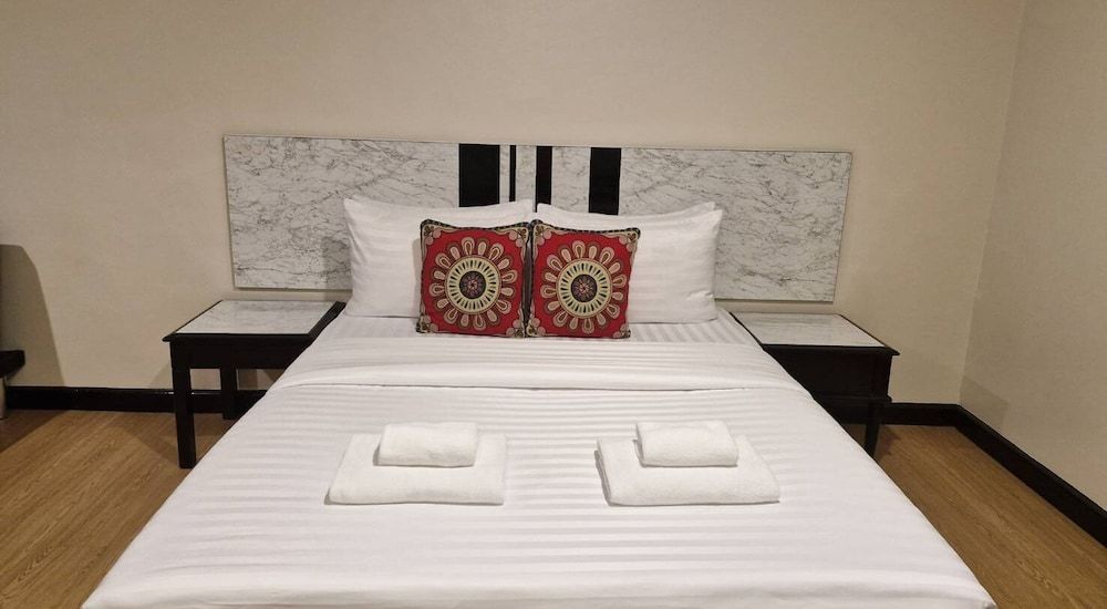 Town In Town Garden Resort Standard Double Room 4