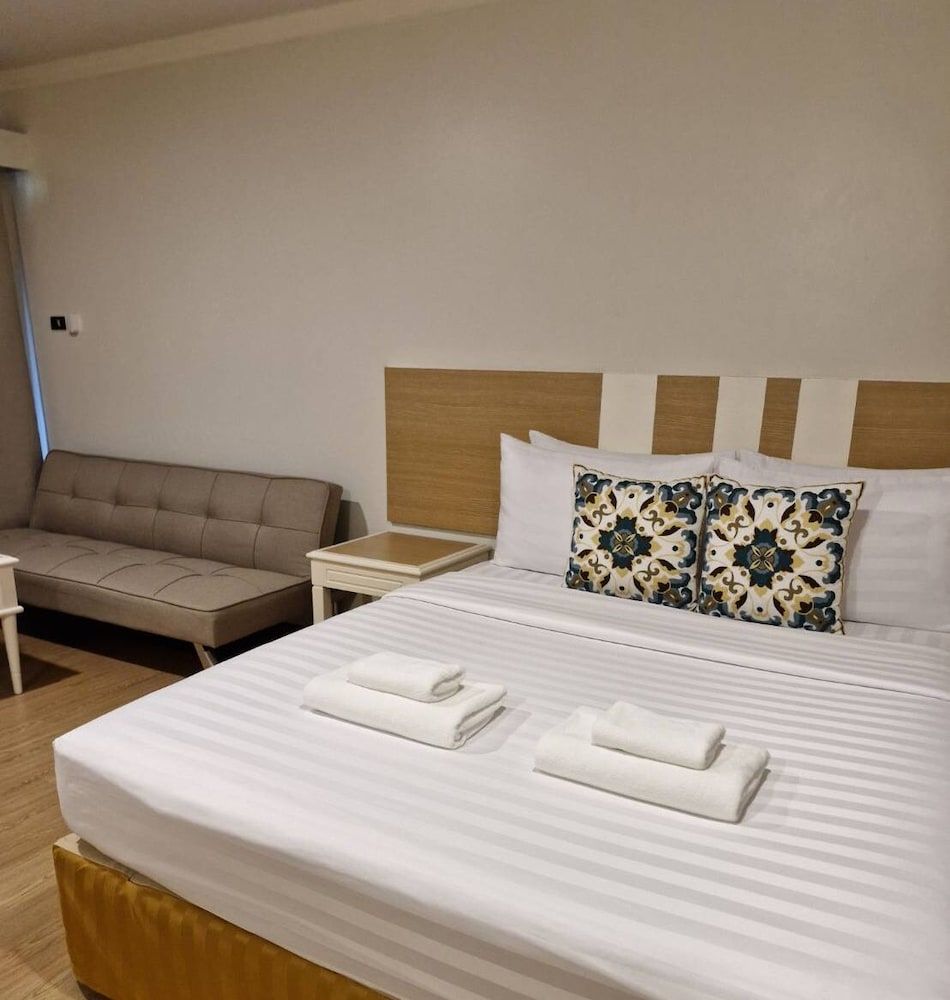 Town In Town Garden Resort Standard Double Room 7