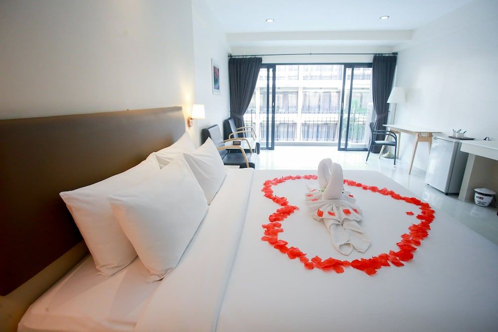 undefined Summer Tree Hotel 6