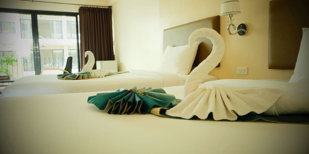 undefined Summer Tree Hotel 8