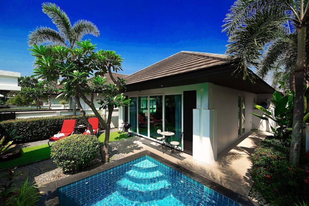 undefined Hollywood Pool Villa Jomtien Pattaya 2