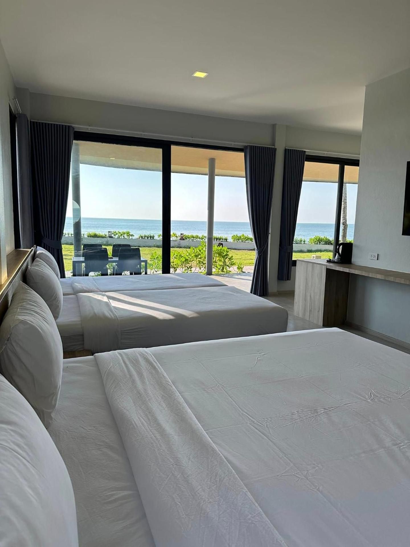 Rayong Chalet Resort Beachfront Villa