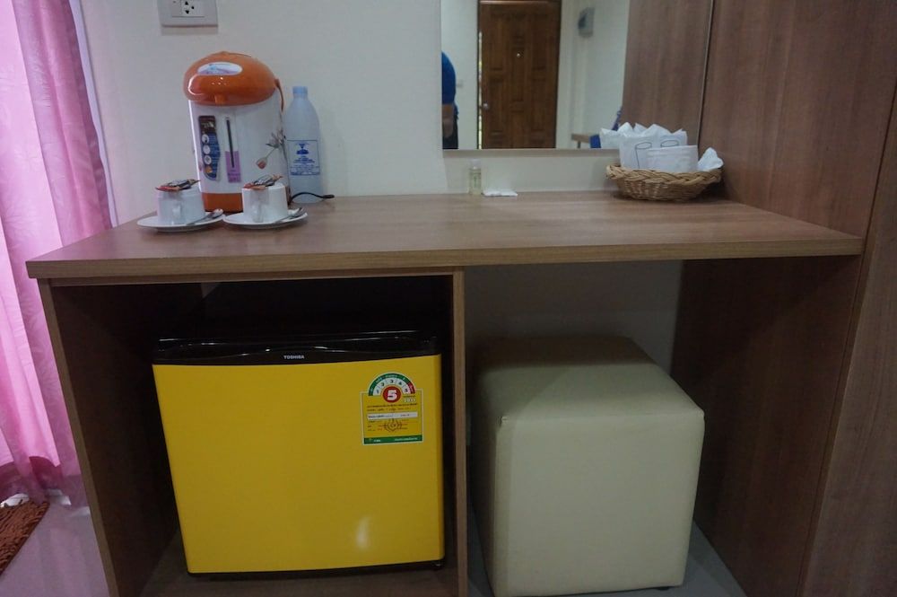 Bumnsaya Place Standard Twin Room 8