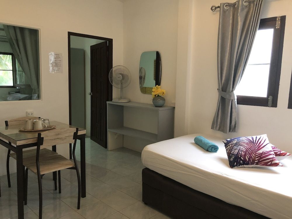 Samui Zenity Hotel Family Triple Room, Multiple Beds, Terrace 9