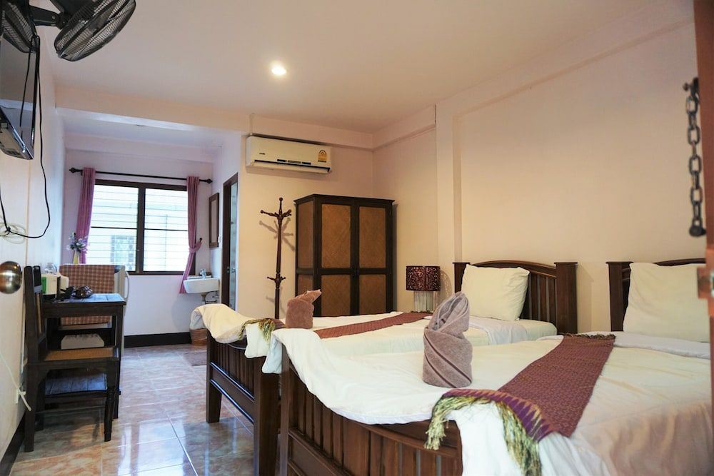 undefined My Mum Home 7