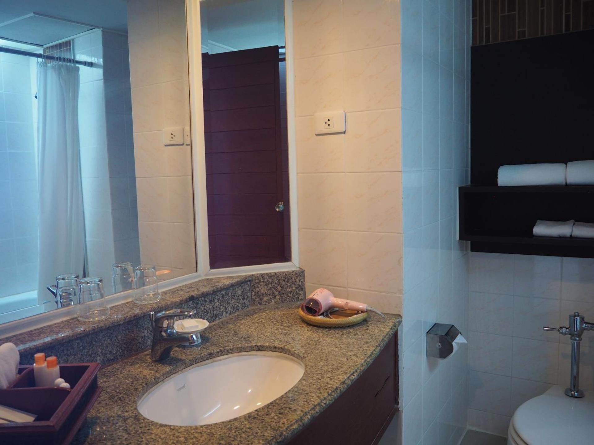 Charoenthani Khonkaen Hotel Deluxe 3