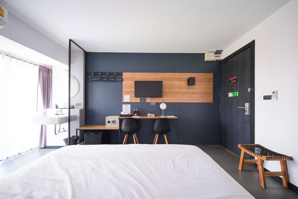 undefined 9.5 Hotel 9