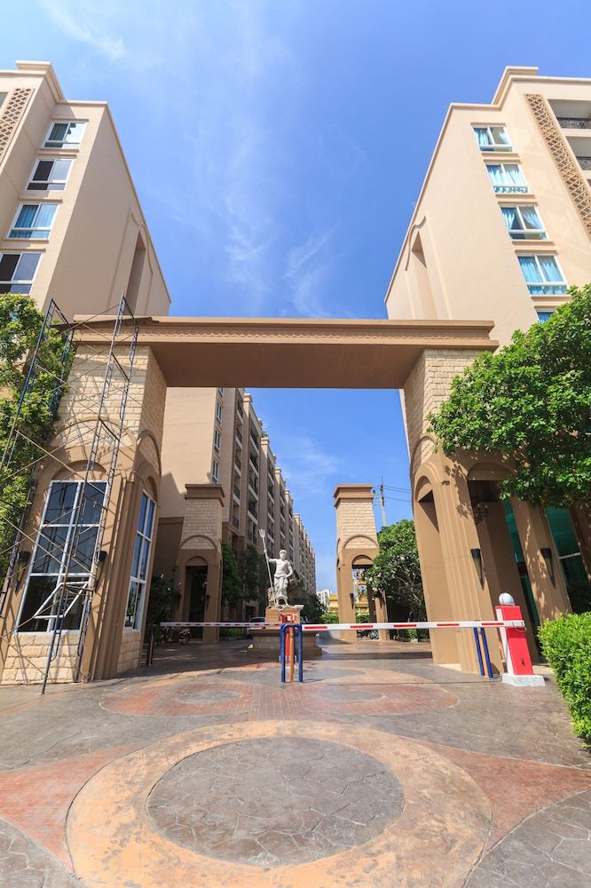 undefined Atlantis Condo Resort By Wanida