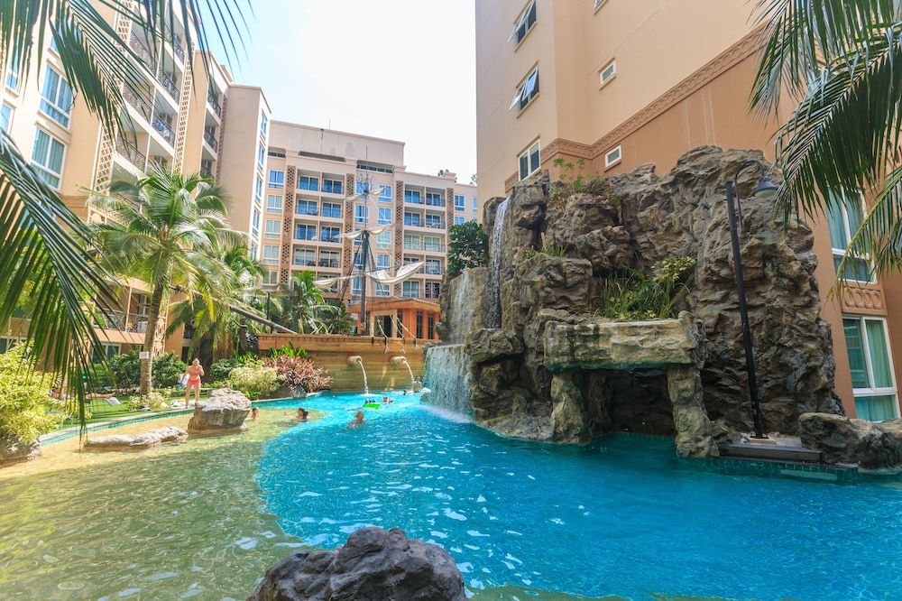 undefined Atlantis Condo Resort By Wanida 6