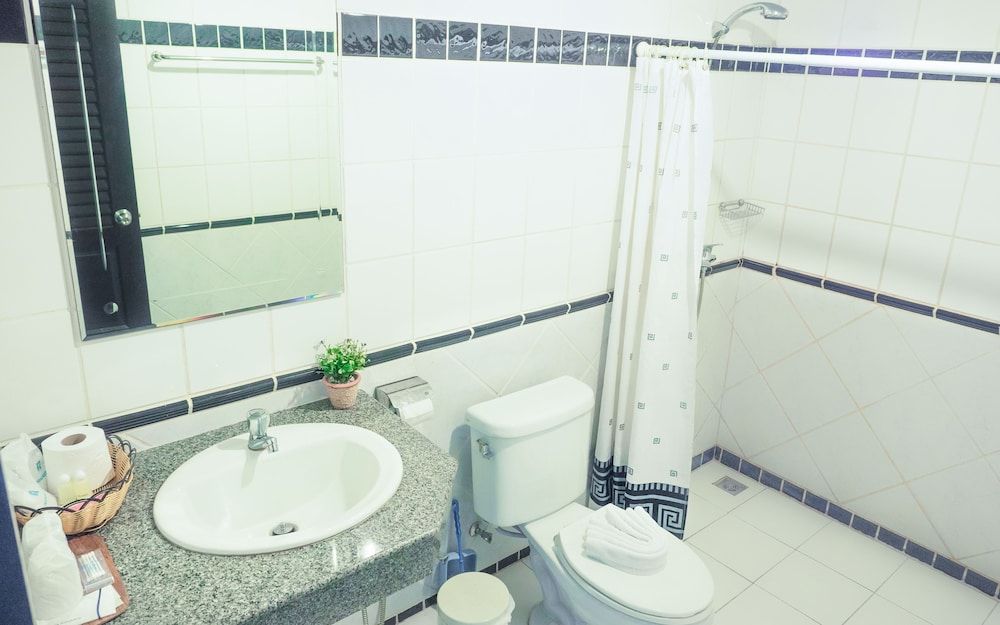 undefined The Nice Patong Hotel 9