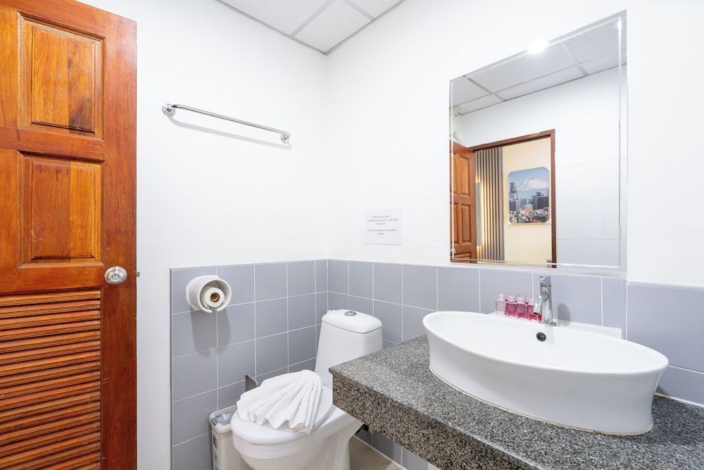 Square One Hotel Patong Family Room 8