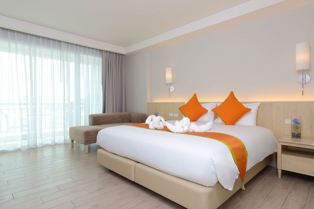 Deluxe King Room