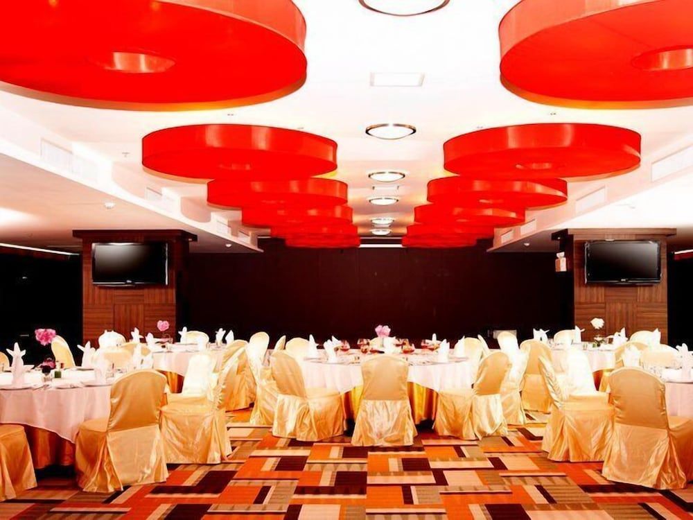 undefined The Sez Hotel 4