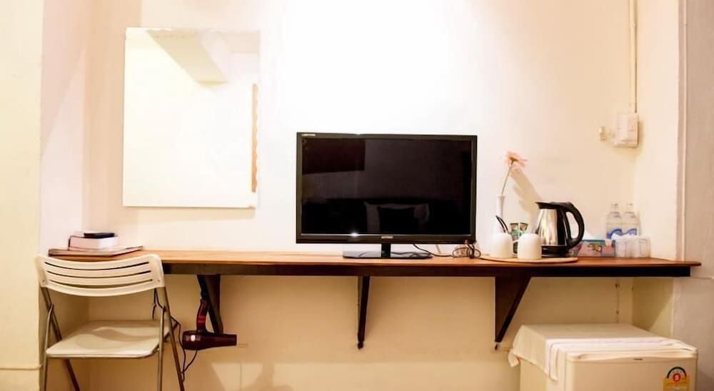 Yoont Hotel Standard Double Room 4