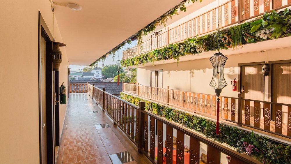 undefined B2 Airport Boutique & Budget Hotel 5