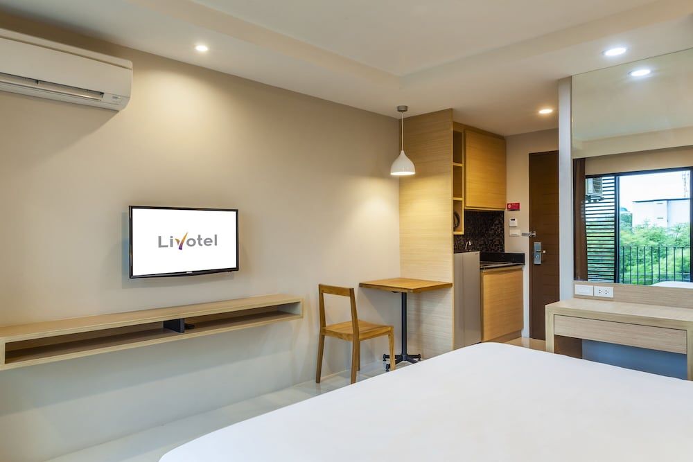 Livotel Hotel Kaset Nawamin Bangkok Standard Double Room 3