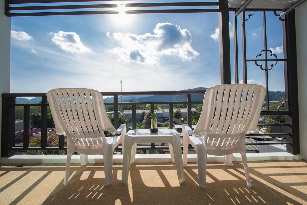 Baba House Phuket Hotel Deluxe Quadruple 3