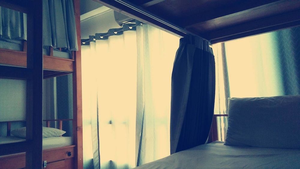 Nimman Bunk Chiang Mai - Hostel Private Room 4 Beds 3
