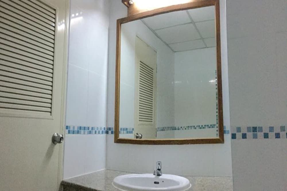 Bliss Mansion Superior Double Room 10