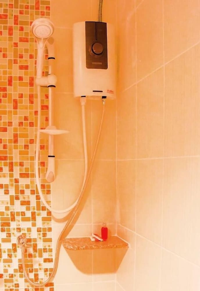 Huen Sookjai House Standard Double Room, 1 Double Bed, Private Bathroom 6