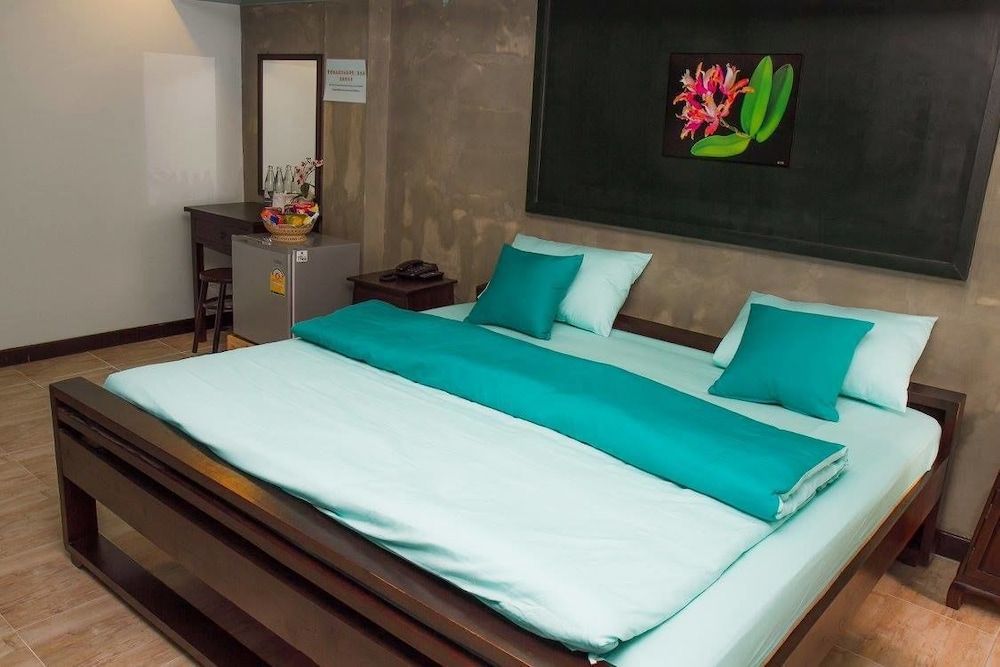 undefined Huen Sookjai House 9