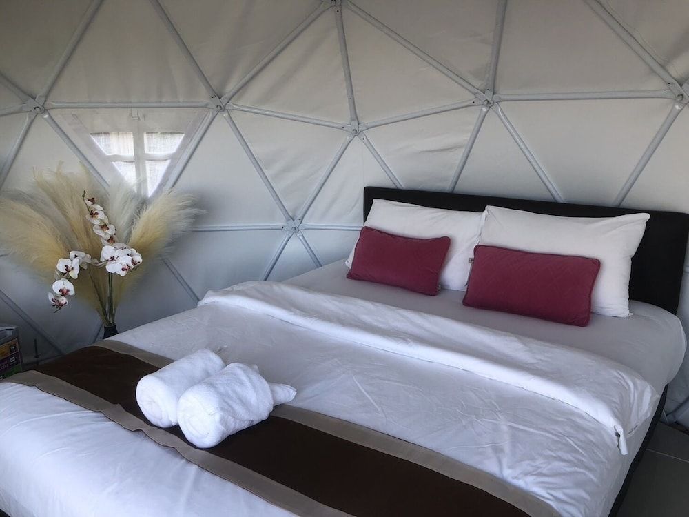 Dome Tent