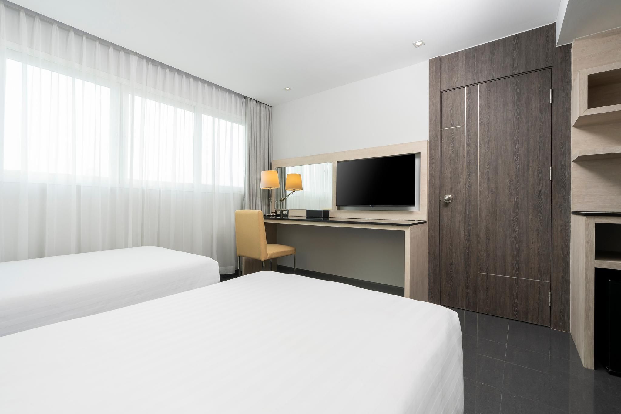 undefined Garner Hotel Pattaya Central by IHG 5