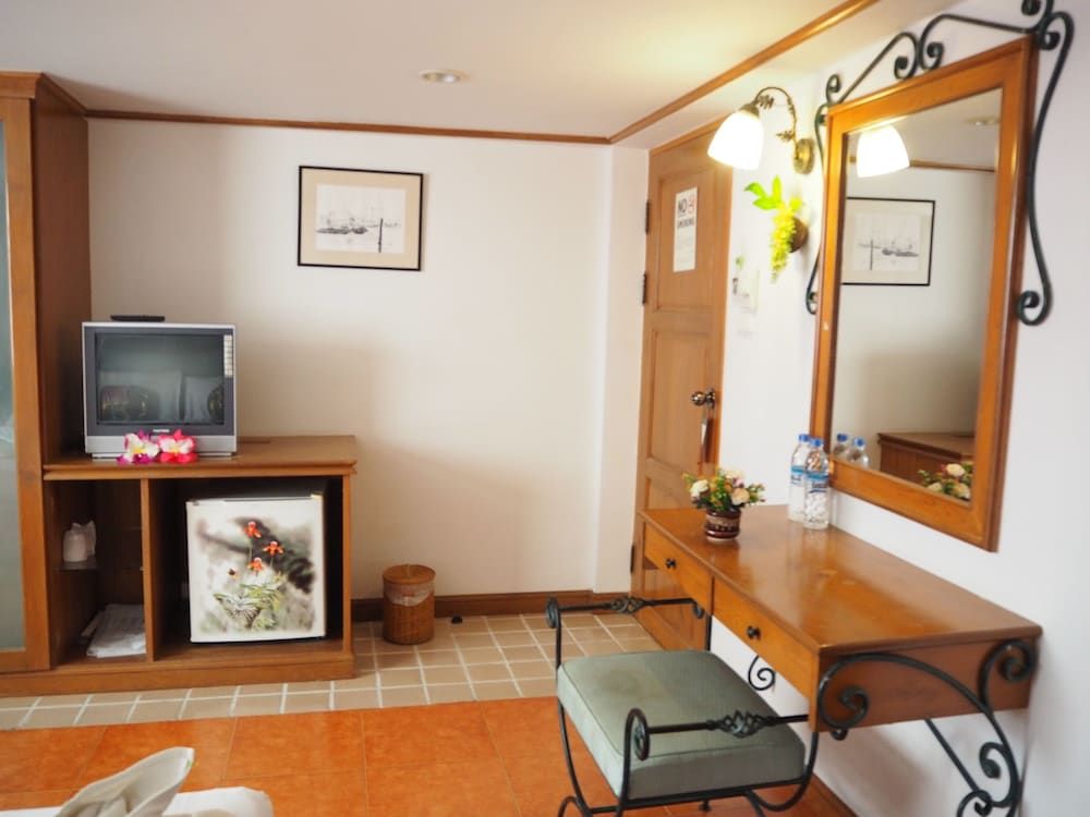 Your Place Inn Standard Room 10