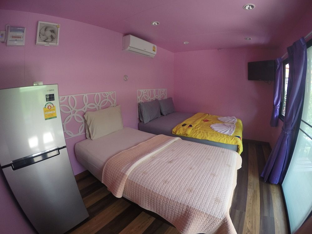 BB House Beach Resort Standard Room 8