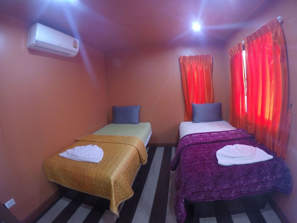 BB House Beach Resort Standard Room 5