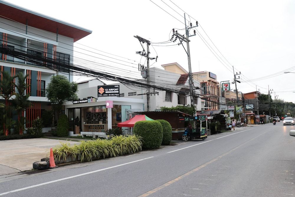 undefined S2 Airport Residence 5