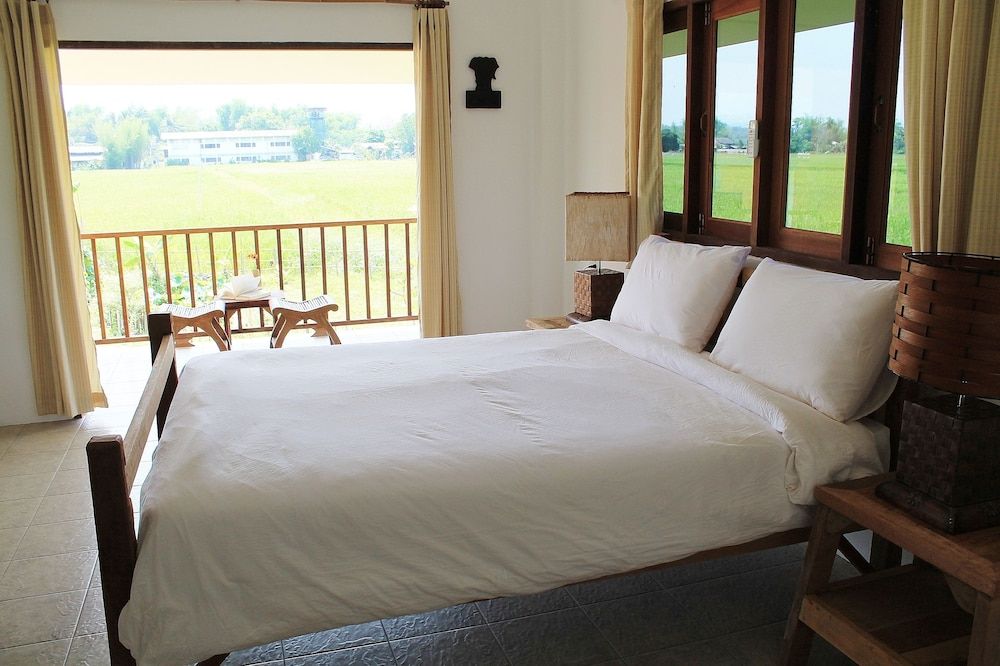 Country Retreat Double Bungalow 3