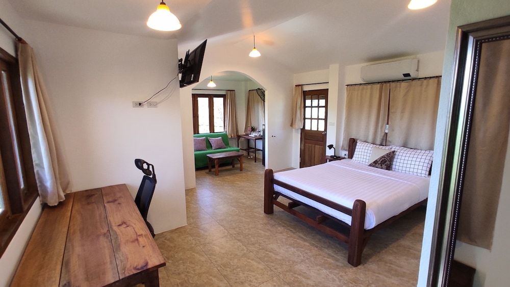 Country Retreat Superior Double Bungalow (7)