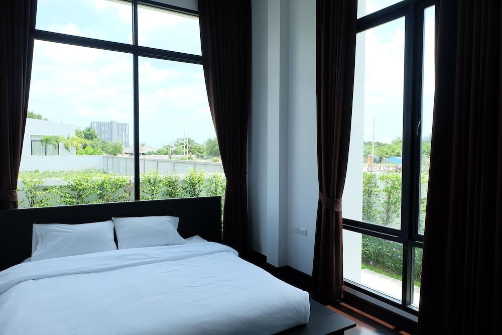 WE by Sirin Pool Villa Huahin Family Villa 19