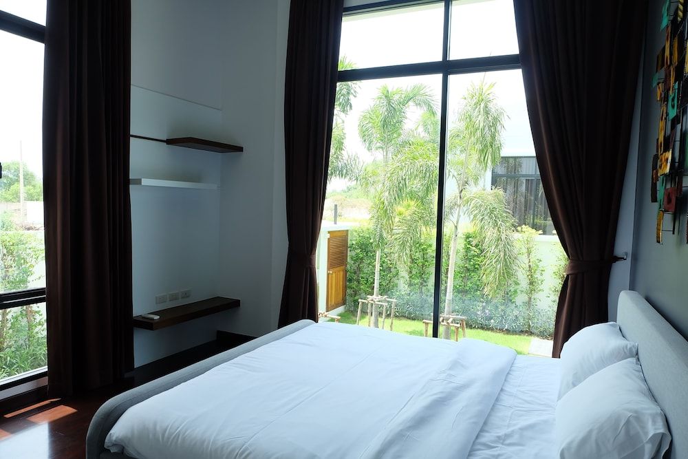 WE by Sirin Pool Villa Huahin Family Villa 18