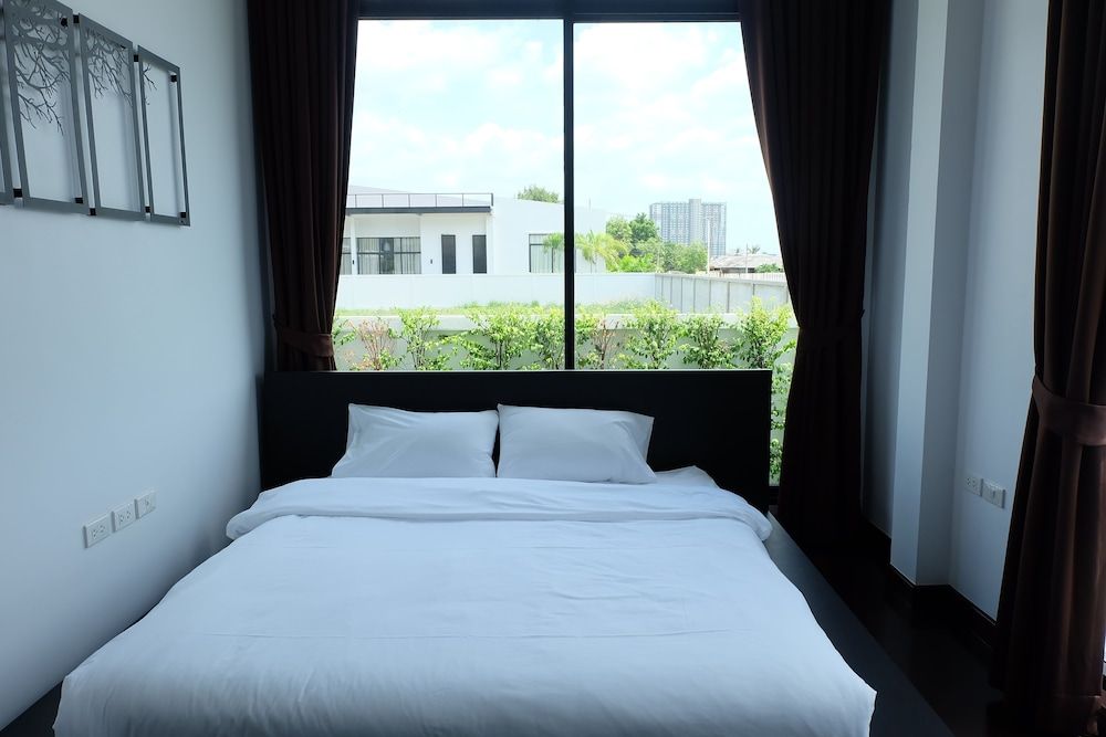 WE by Sirin Pool Villa Huahin Family Villa 14