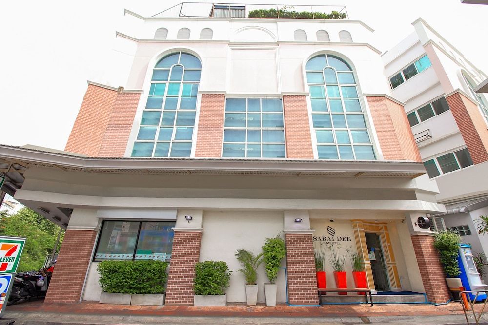 undefined OYO 284 Sabaidee Minitel