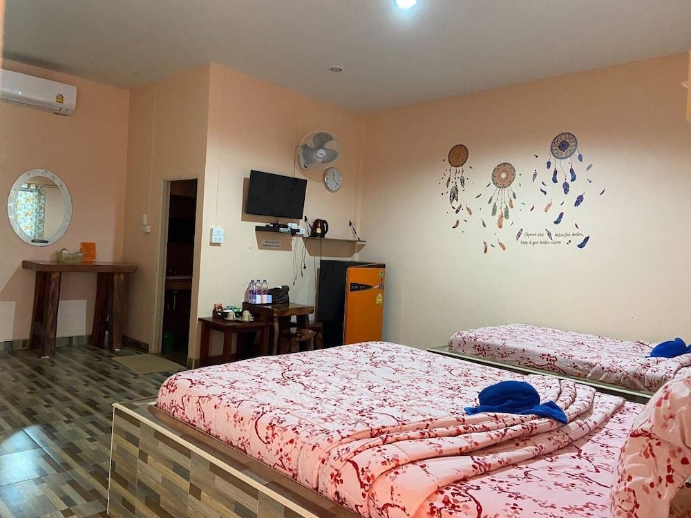 At Sichon Resort Family Triple Room 2