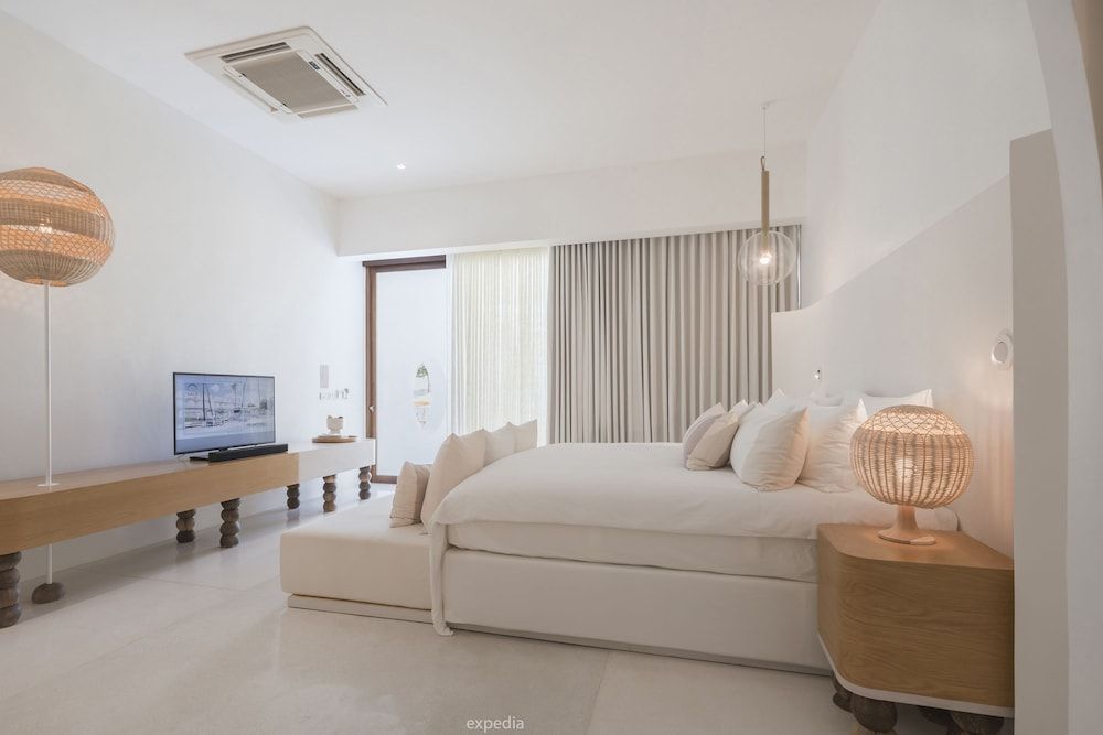 undefined SALA Samui Chaweng Beach Resort 10