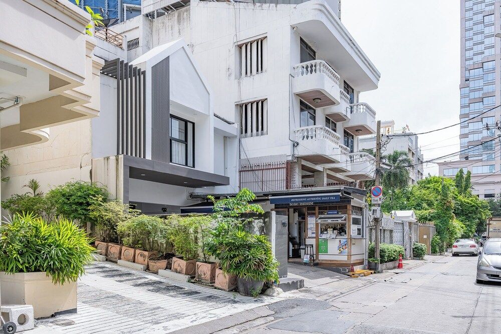 undefined 23 AVA at Saladaeng 2