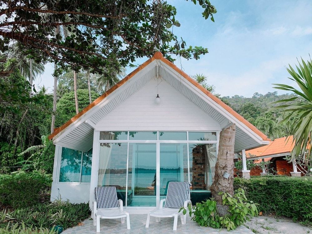Beachfront Villa