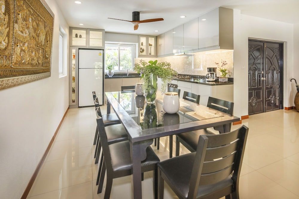 Villa Waree Near City and Beach Deluxe Villa 10