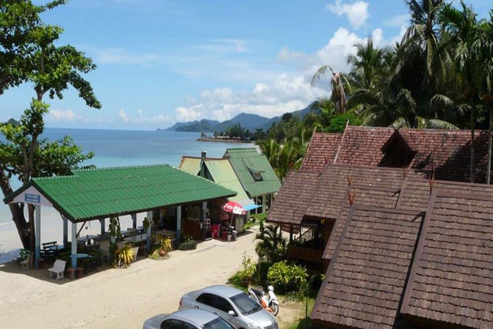 undefined Mam Kai Bae Beach Resort 8