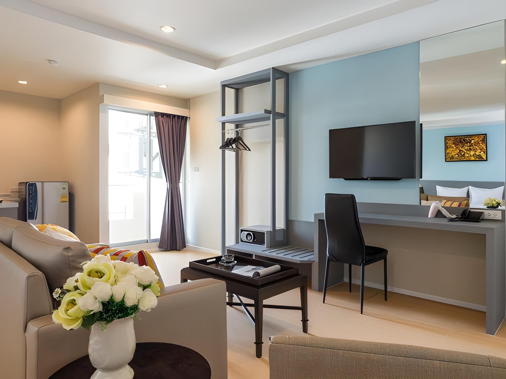 undefined Zircon Hotel 6