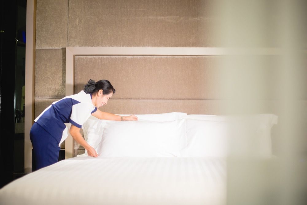 Centara Azure Hotel Pattaya Superior Room, 1 King Bed 3
