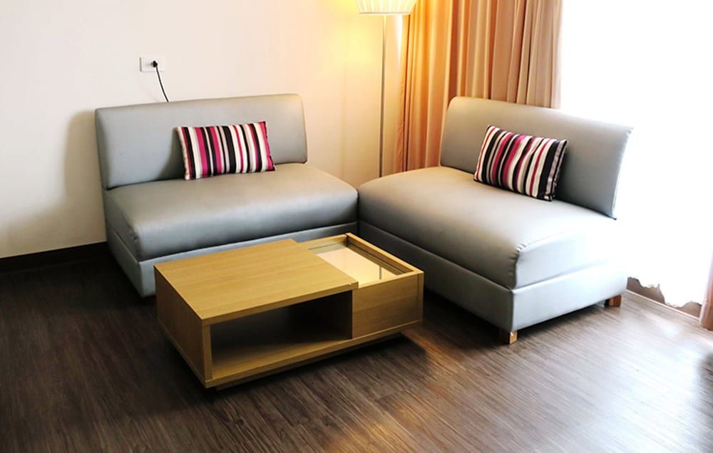 undefined Samran Place Hotel 8