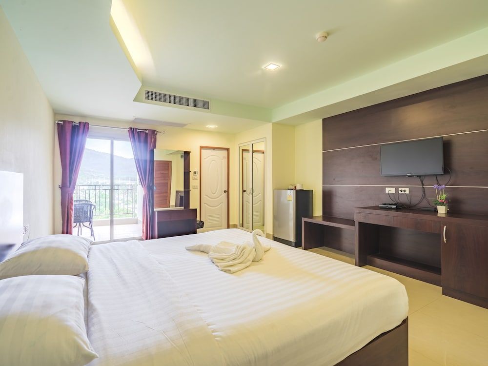 Smile Residence Superior Double Room, Pool View
